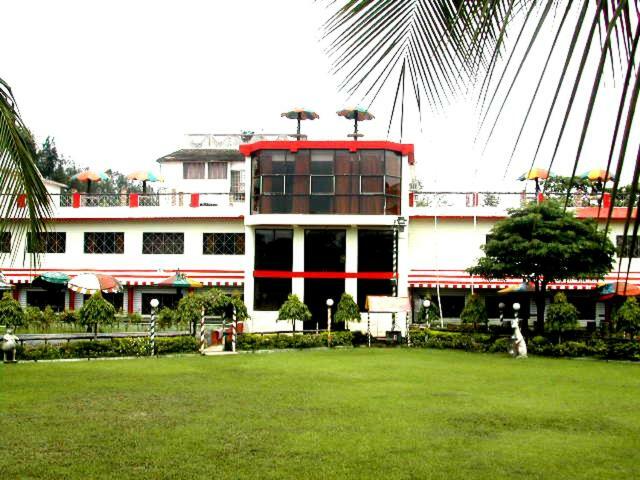 Palm Village Resort Calcutta Exterior foto